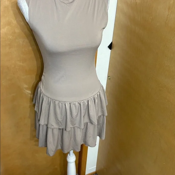 NWT Wild Fable Light Taupe Sleeveless Mock Neck Ruffle Dress Size XS - Picture 2 of 12
